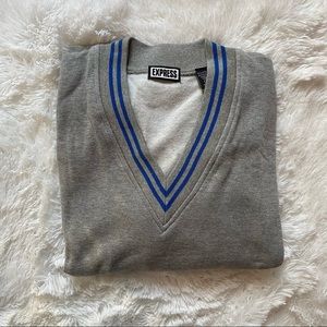 VINTAGE 80s VNeck Fleece
